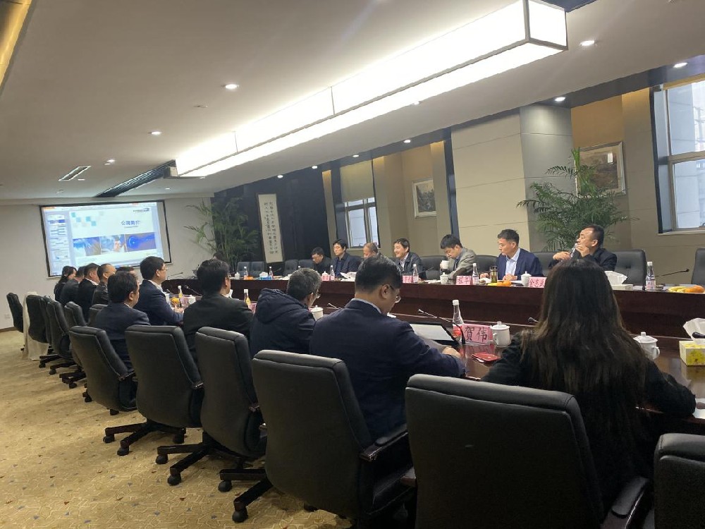 銅陵市(shì)政府領導一(yī)行(xíng)前往考察無錫合利達電子科技有限公司